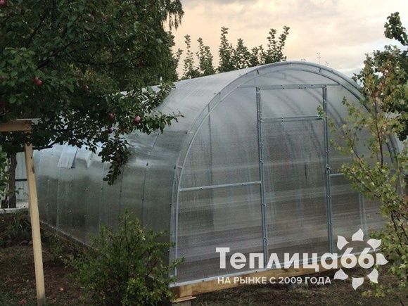 Форточка арочная для теплиц Рада: Садовая, Астра, Лава