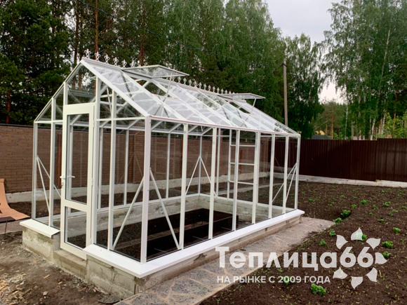 Теплица botanik standard под стекло, ширина 2,8 м